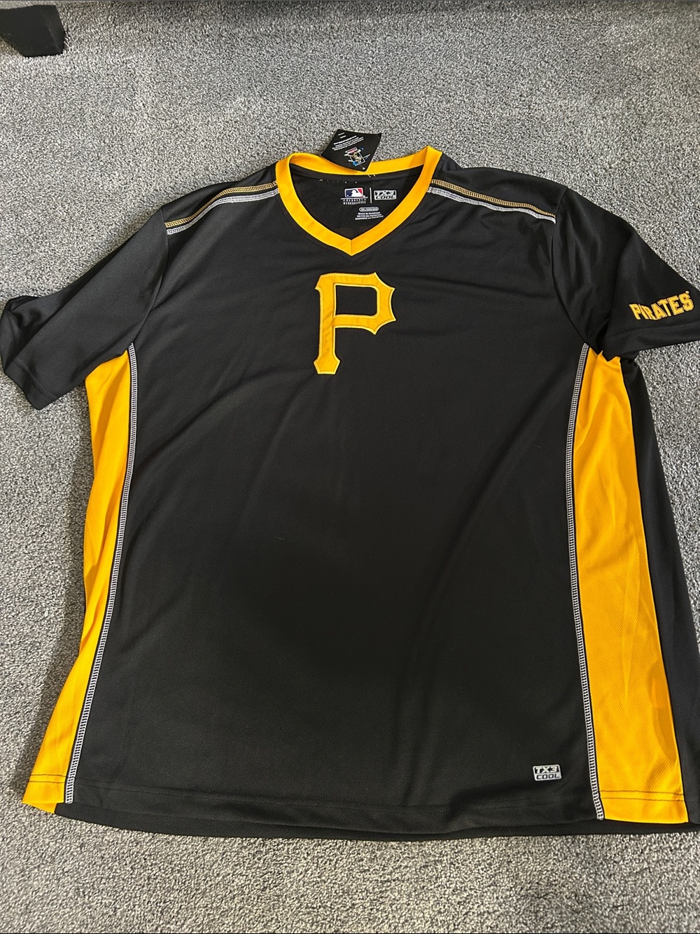 Genuine Merchandise Black and Yellow Pittsburgh Pirates Short-Sleeve Jersey
